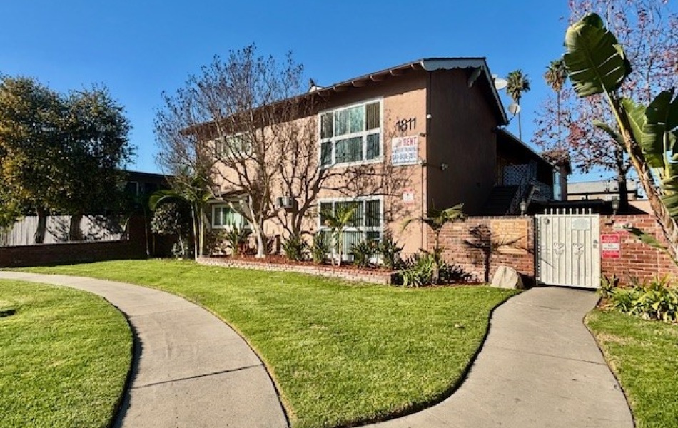 1811 Sallie Lane, Anaheim, CA, 1 Bedroom Bedrooms, ,1 BathroomBathrooms,Apartment,For Rent,Sallie Lane,1114