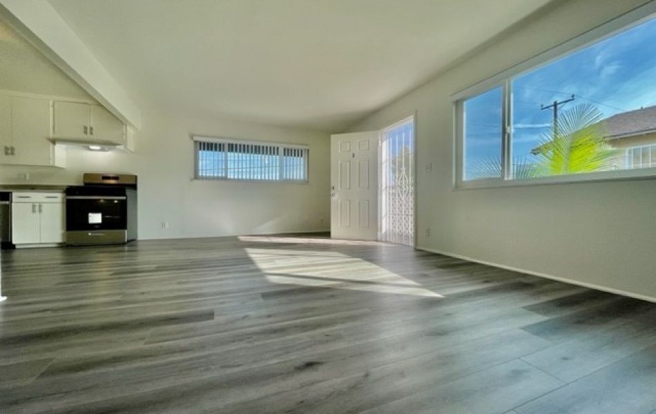 7712 Cypress, Huntington Beach, CA 92647, 2 Bedrooms Bedrooms, ,1 BathroomBathrooms,Apartment,For Rent,Cypress,1124