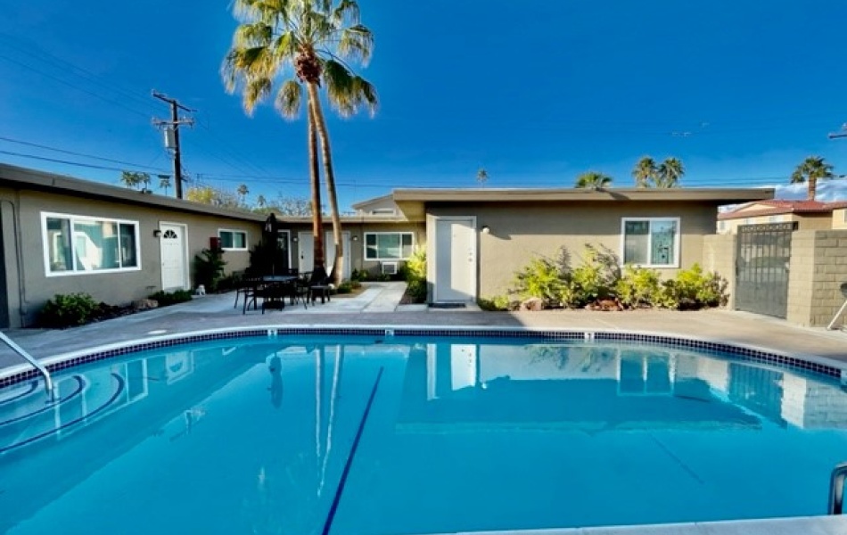 45521 Sunset Lane, Palm Desert, CA 92260, 2 Bedrooms Bedrooms, ,1 BathroomBathrooms,Apartment,For Rent,Sunset Lane,1125