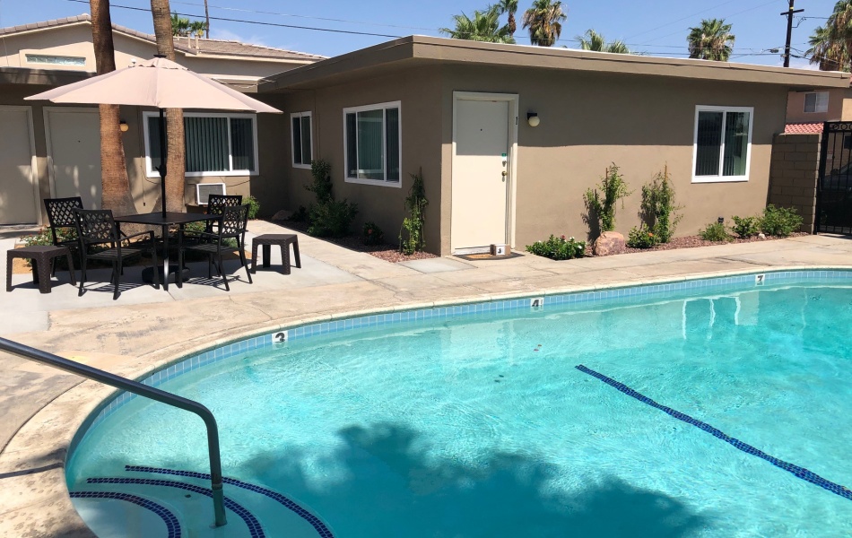 45521 Sunset Lane, Palm Desert, CA 92260, 2 Bedrooms Bedrooms, ,1 BathroomBathrooms,Apartment,For Rent,Sunset Lane,1125