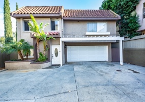 Costa Mesa, CA, 3 Bedrooms,  2.5 Bathrooms Townhouse,For Rent